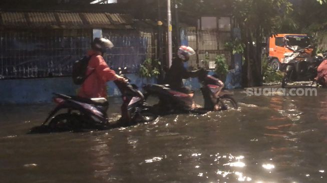 Tiga Ruas Jalan di tempat dalam Jakarta Utara Terendam Banjir Usai Diguyur Hujan Lebat